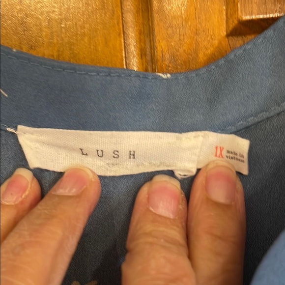 Lush Blue and Cream V-Neck Blouse - Picture 2 of 4